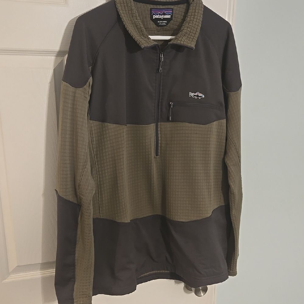 Patagonia Men's Two-Tone Jacket - Black and Olive